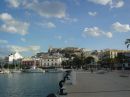 Bild: Ibiza-Stadt - Blick vom Hafen auf die befestigte Oberstadt "Dalt Vila"